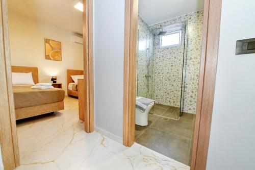 Ένα μπάνιο στο Eagle bay loft
