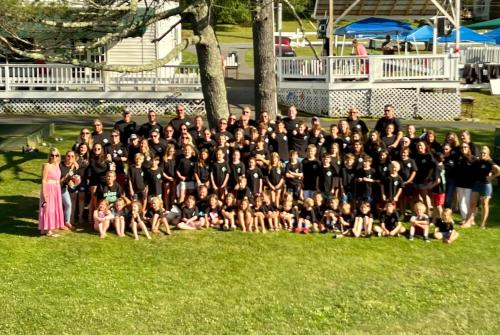 a large group of people posing for a picture at Gavin's Iris h Country Inn in Cornwallville