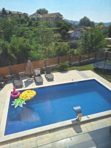 Bazén v ubytování Villa Bartula Lux nebo v jeho okolí