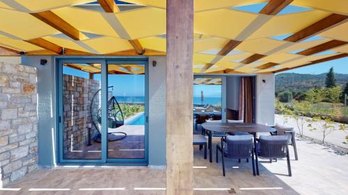 Gallery image of Epipleon Serenity Villas in Nafpaktos