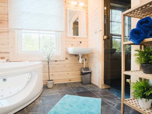 Un baño de Hapsal Forest Cabin