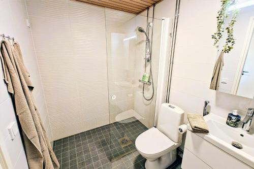 Ένα μπάνιο στο Sunset Suite - Seaview & Free Parking