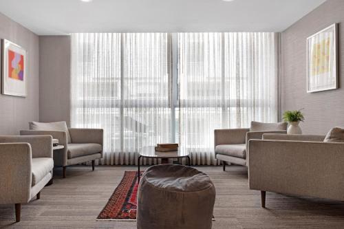 Zona de estar de Roami at Habitat Brickell