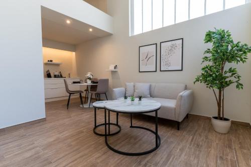 Acropolis Local Loft