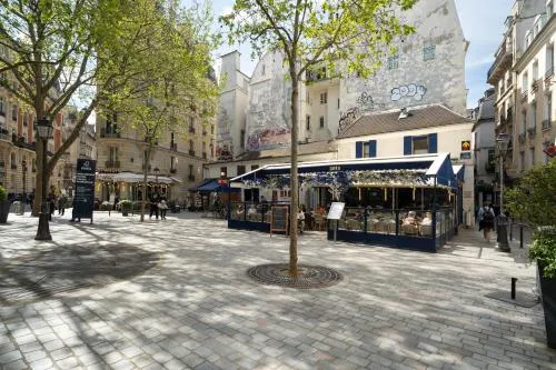 Paris Central Gem 9 Min Walk to Notre-Dame and Louvre photo 28