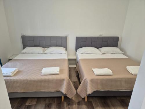 Postel nebo postele na pokoji v ubytování AR SAN SALVO B&B