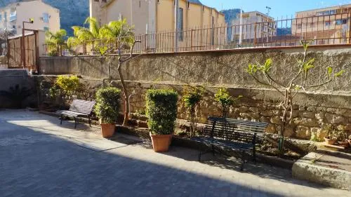 RineddaHouse Arenella - Vista Mare Panoramica a Palermo con Parcheggio privato photo 24