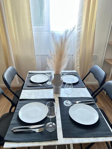 Φωτογραφία από το άλμπουμ του Maisonnette STUDIO Parc Astérix I ROISSY CDG I CHATEAU DE CHANTILLY I PARIS σε La Chapelle-en-Serval