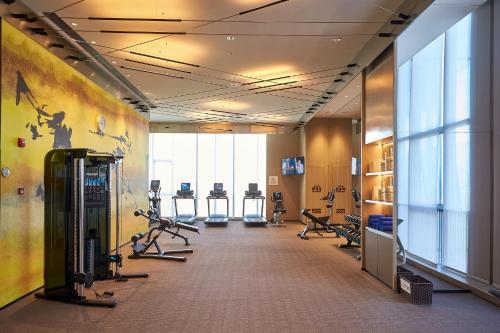 Fitness centrum a/nebo fitness zařízení v ubytování Crowne Plaza Qidong by IHG