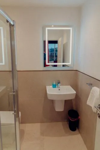 Mayfield Suites photo 44