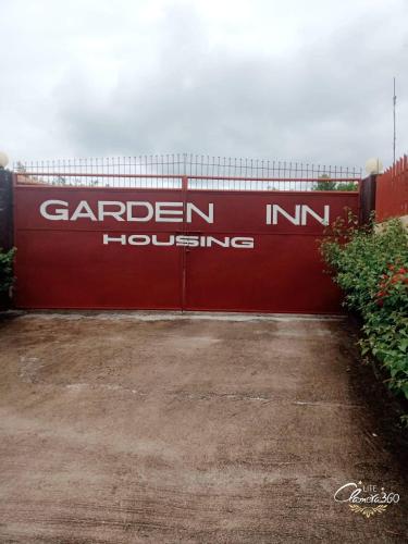 Sijil, anugerah, tanda atau dokumen lain yang dipamerkan di Garden INN