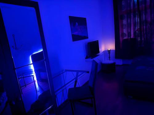 TV a/nebo společenská místnost v ubytování Self-Check-In Central Hostel BESTPRICE