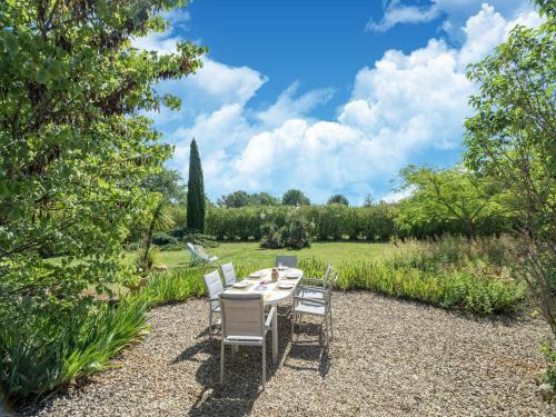 Gallery image of Beautiful domaine with private pool and park in Cazouls-lès-Béziers