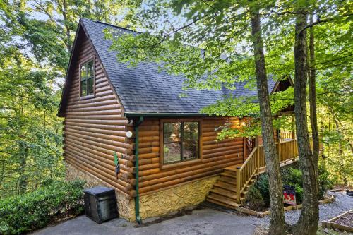 Deja View Serene Mountain Cabin for a Family Get-away with a Hot tub Sauna Fire pit that is Pet Friendly photo 29