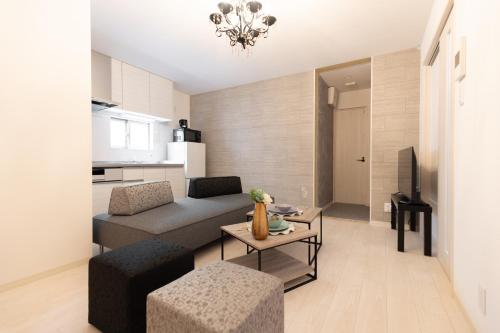 天下茶屋駅 花園町駅 3分 なんば10分Tengacyaya Ra Hotel