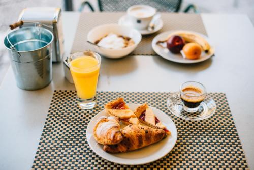 B&Bの敷地内または近くでの食事または食べ物