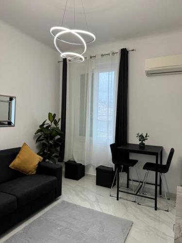Newly refurbished studio