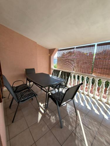 Balkón nebo terasa v ubytování Apartman KOLAREK