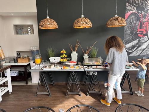 Jídlo v hotelu nebo okolí