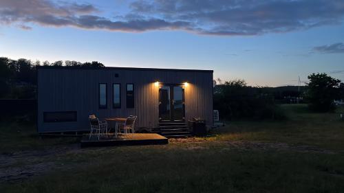 El edificio en el que está el campamento