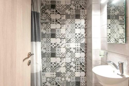 Your perfect choice in Athen's best location 1