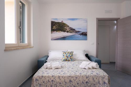 เตียงในห้องที่ Villa Luna -Parking-Garden -View - WiFi- Beach