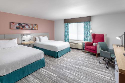 Postel nebo postele na pokoji v ubytování Hilton Garden Inn Columbus