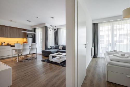 Corvex Apartment with balcony