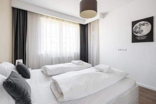 Corvizo Apartment with balcony 1082 Budapest, Corvin sétány 5 kép - 3