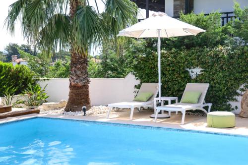 Bazén v ubytovaní Villa Douglas - Private Pool, BBQ, 4Bdrms, View alebo v jeho blízkosti