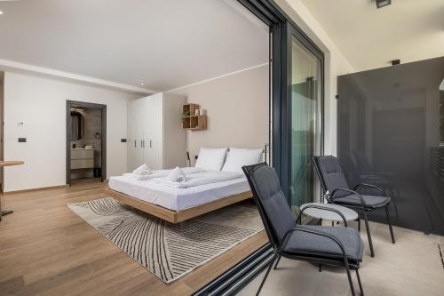 Belinda apartments with balcony