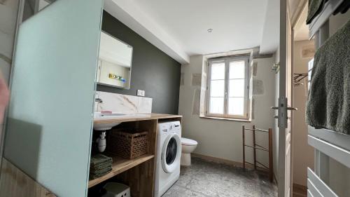 Fotografie z fotogalerie ubytování Gîte "Le Saint Antoine"parking privé v destinaci Autun
