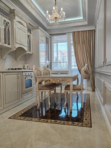 Kitchen o kitchenette sa Luxury Star