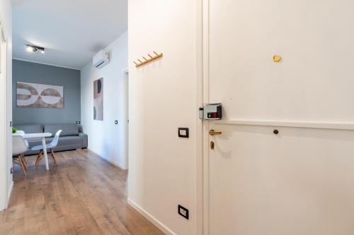 Central Modern Apartment - Colosseo 10 min