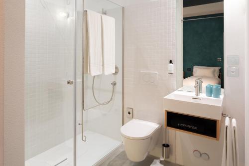 Koupelna v ubytování Riva Rooms & Studios - Check-In 24hr