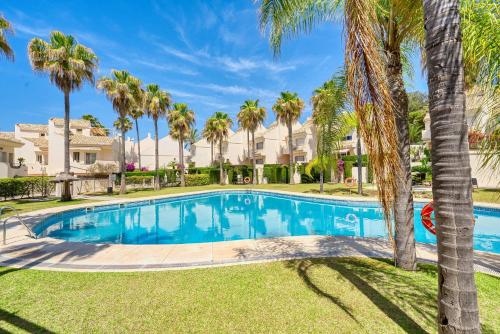 1107 Marbella Beach Front House