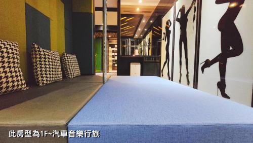 Galeriebild der Unterkunft 宜蘭Sam的家-汽車音樂行旅1F in Yilan