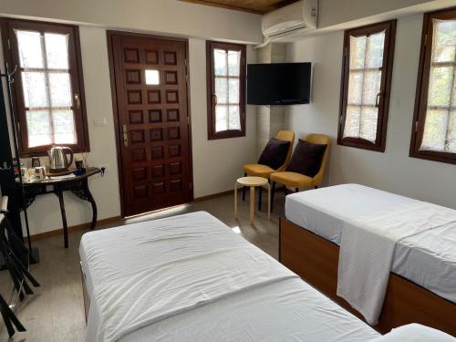 Gallery image of Sweetdreams Guest House in Gjirokastër