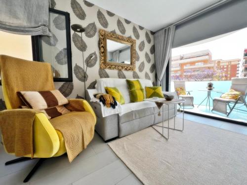 Luxury and new apartment in beach area