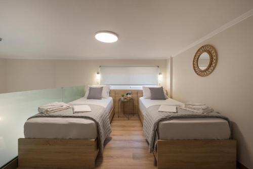 Eranthis Apartment