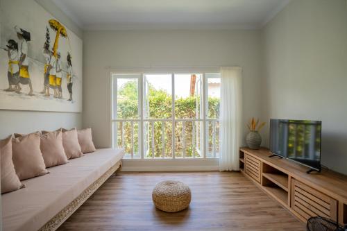 TV a/nebo společenská místnost v ubytování Deja Blu Villa