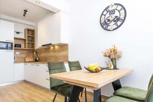 Apartment M