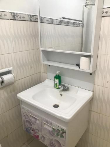 Ένα μπάνιο στο Myrnas home