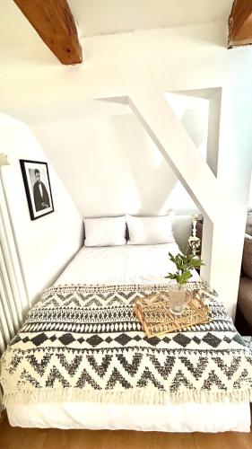 Llit o llits en una habitació de Altstadtloft Straubing