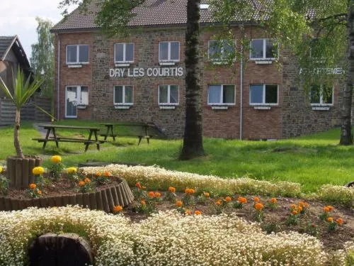 Hotel Dry Les Courtis picture