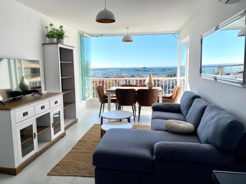 Luxury apartment with sea view Puerto Torrevieja