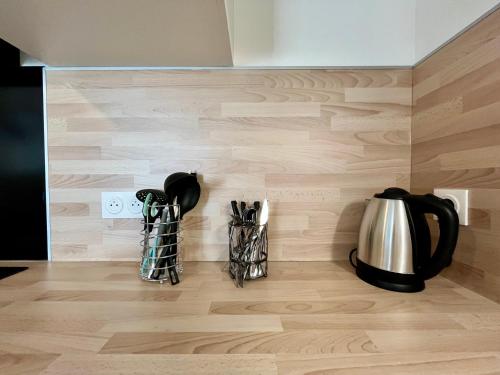 Příslušenství pro přípravu čaje a kávy v ubytování Cosy Home Bertrange