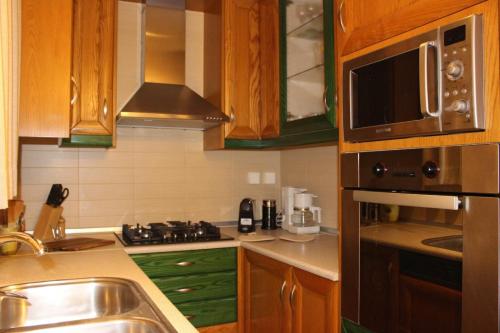 Kuchyň nebo kuchyňský kout v ubytování Boeros Apartment Corfu