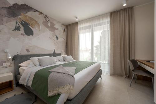 The Q Bliss - your new 4-star hideaway with a garage