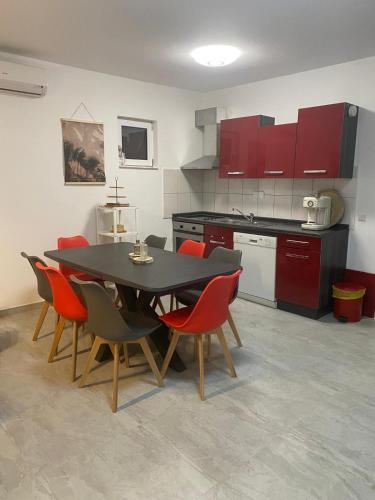 Gambar di galeri bagi Apartments Natali di Sveti Petar